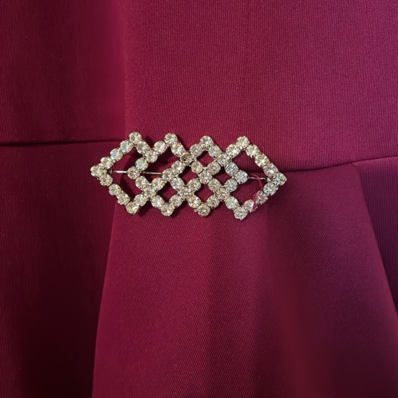 Eliza J cascading bodycon magenta dress NWT - Picture 3 of 6